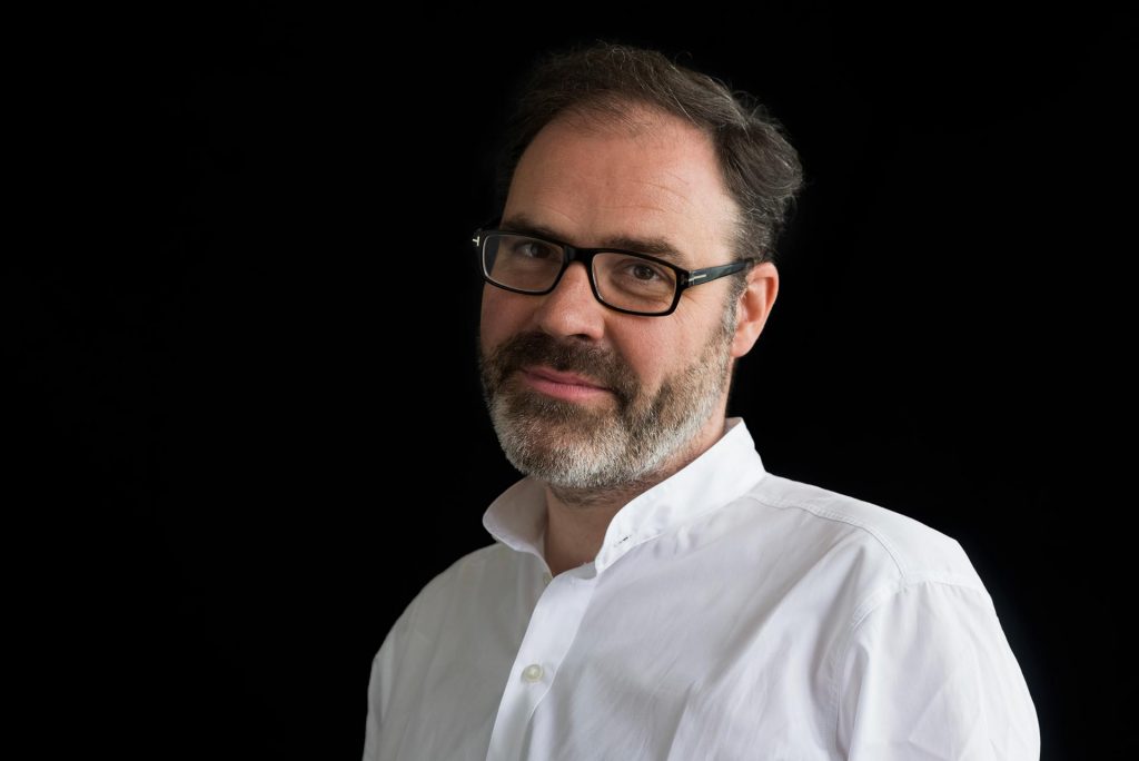 Pascal Chabot photographié par Hannah Assouline